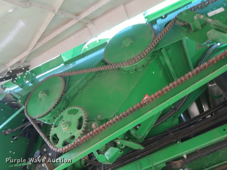 image for item DJ1822 2016 John Deere S670 STS  combine