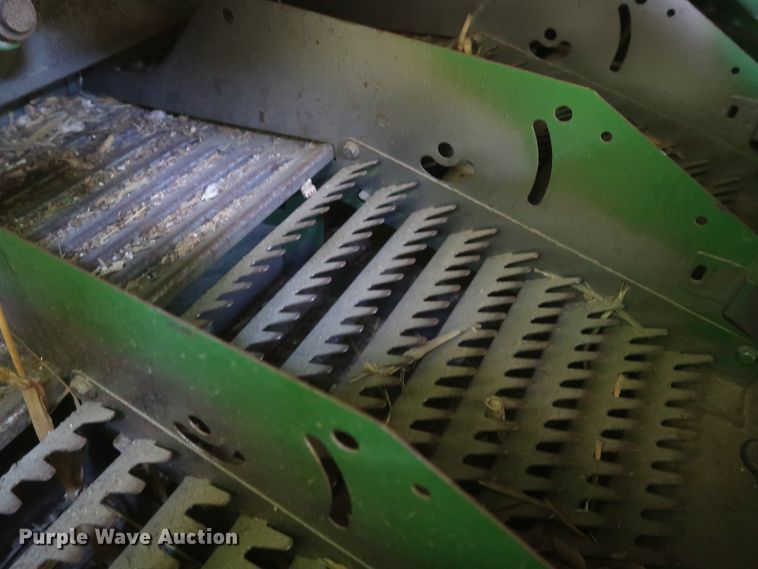 image for item DJ1822 2016 John Deere S670 STS  combine