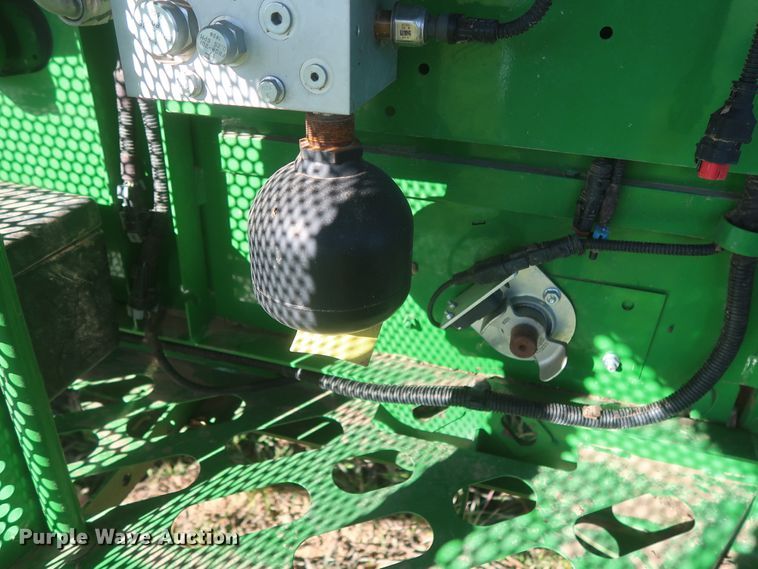 image for item DJ1822 2016 John Deere S670 STS  combine