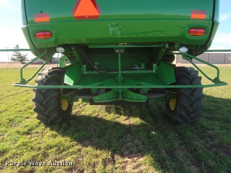 image for item DJ1822 2016 John Deere S670 STS  combine