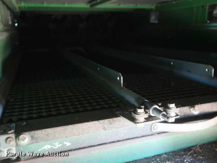 image for item DJ1822 2016 John Deere S670 STS  combine