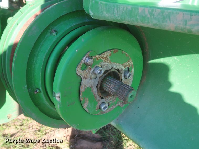 image for item DJ1822 2016 John Deere S670 STS  combine