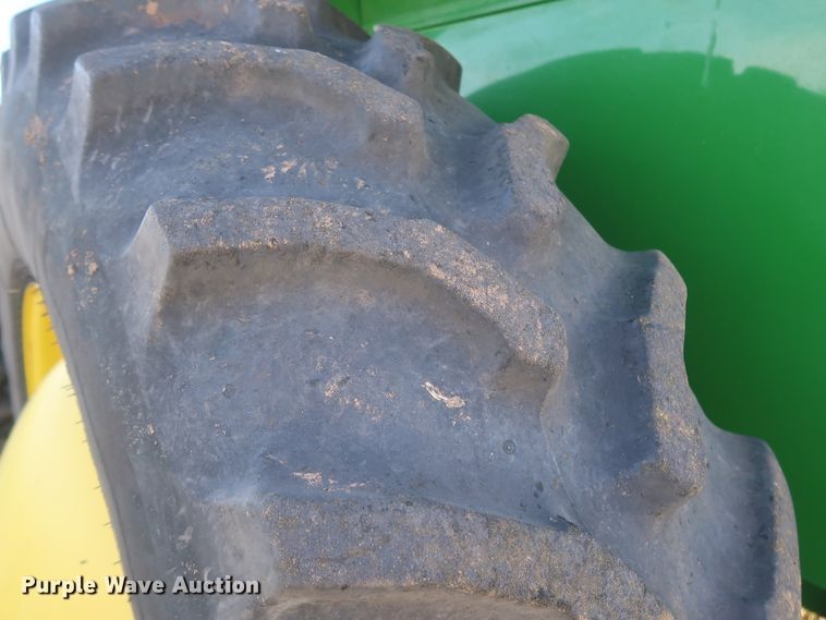 image for item DJ1822 2016 John Deere S670 STS  combine