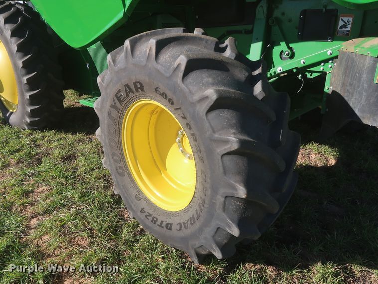 image for item DJ1822 2016 John Deere S670 STS  combine