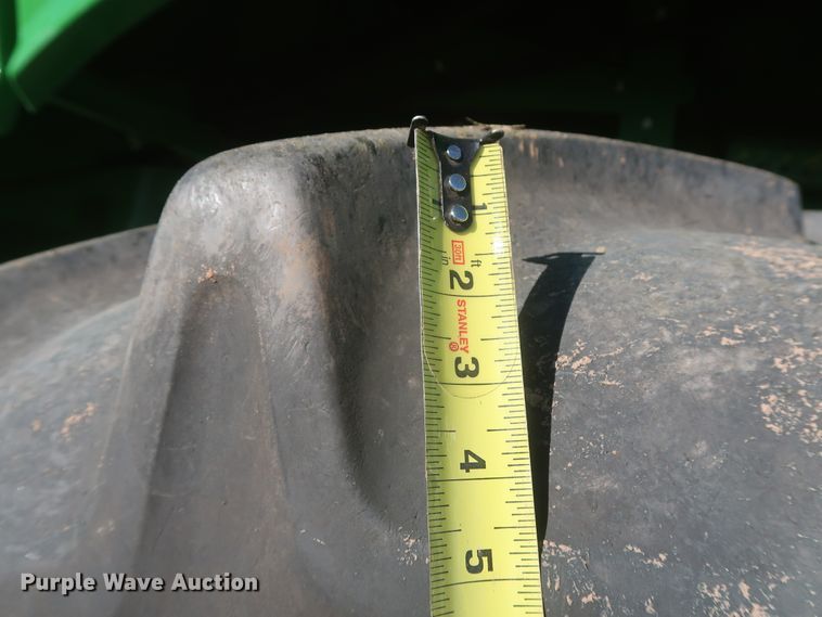 image for item DJ1822 2016 John Deere S670 STS  combine