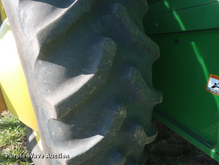 image for item DJ1822 2016 John Deere S670 STS  combine