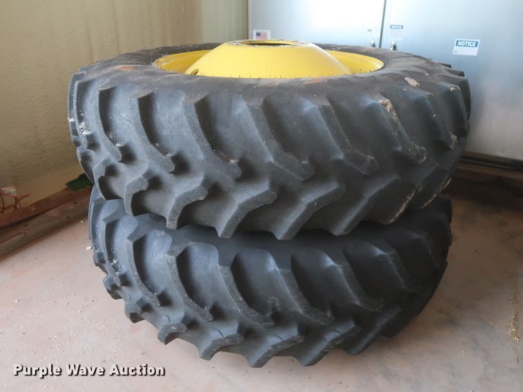 image for item DJ1822 2016 John Deere S670 STS  combine