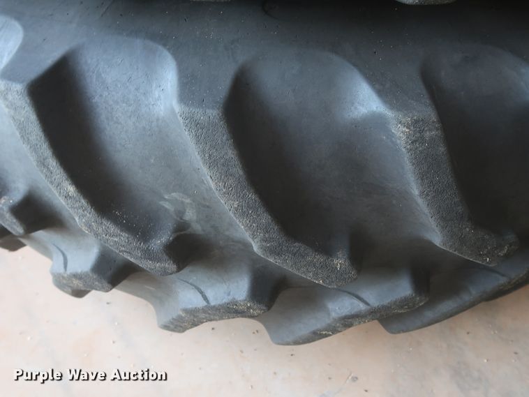 image for item DJ1822 2016 John Deere S670 STS  combine