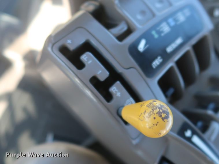 image for item DJ1823 2012 John Deere 8335R  MFWD tractor