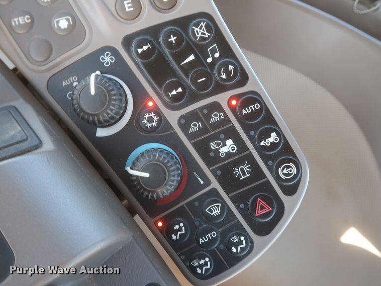 image for item DJ1823 2012 John Deere 8335R  MFWD tractor