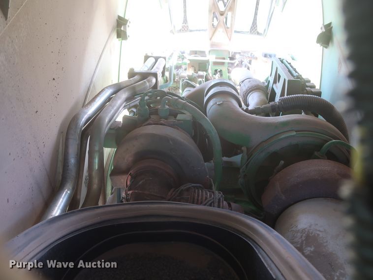 image for item DJ1823 2012 John Deere 8335R  MFWD tractor