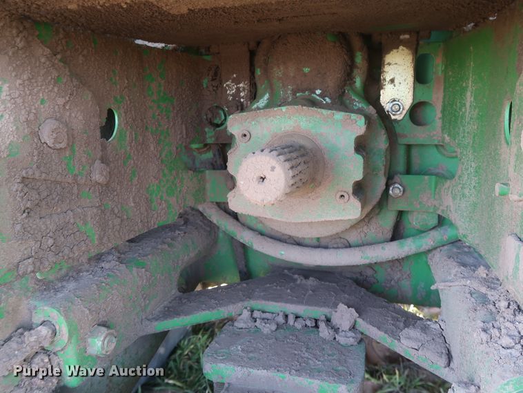 image for item DJ1823 2012 John Deere 8335R  MFWD tractor