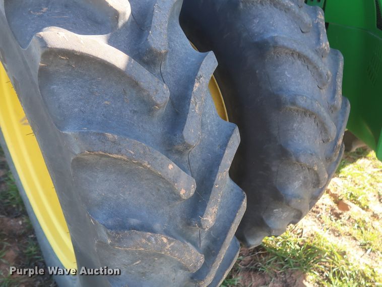 image for item DJ1823 2012 John Deere 8335R  MFWD tractor