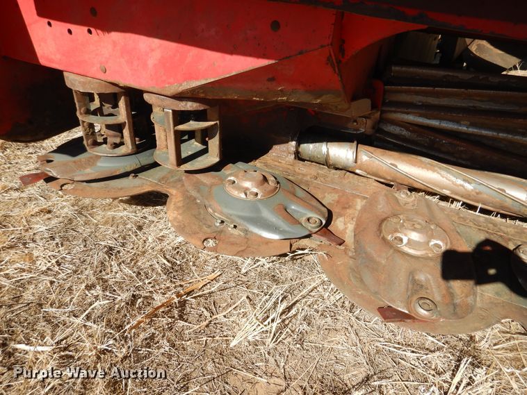 image for item DJ4796 2016 Massey-Ferguson WR9860  windrower