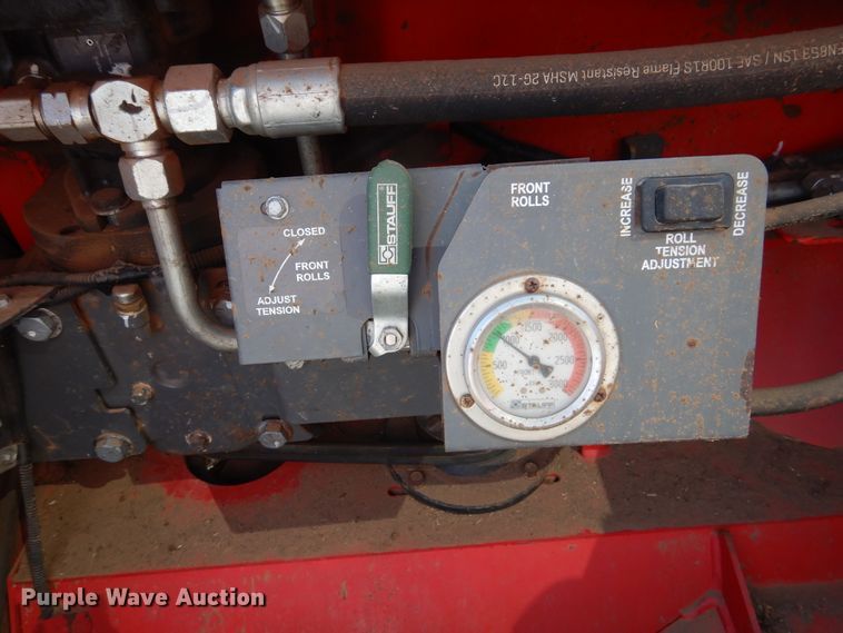 image for item DJ4796 2016 Massey-Ferguson WR9860  windrower