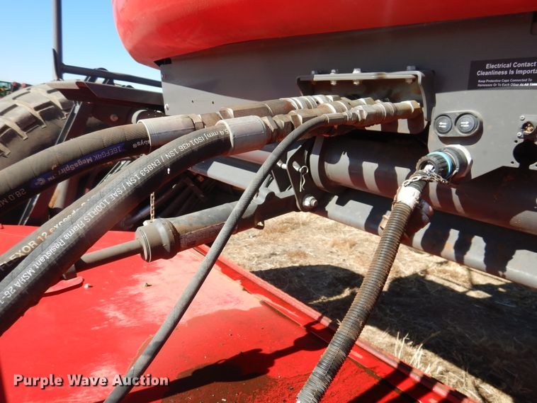 image for item DJ4796 2016 Massey-Ferguson WR9860  windrower