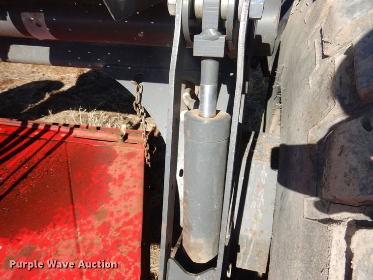 image for item DJ4796 2016 Massey-Ferguson WR9860  windrower