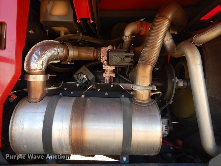 image for item DJ4796 2016 Massey-Ferguson WR9860  windrower