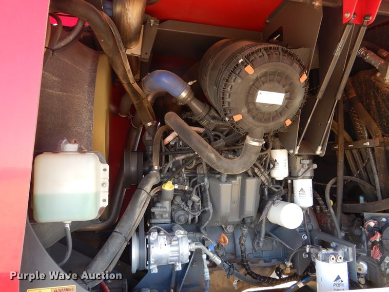 image for item DJ4796 2016 Massey-Ferguson WR9860  windrower