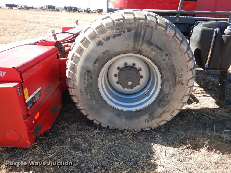 image for item DJ4796 2016 Massey-Ferguson WR9860  windrower