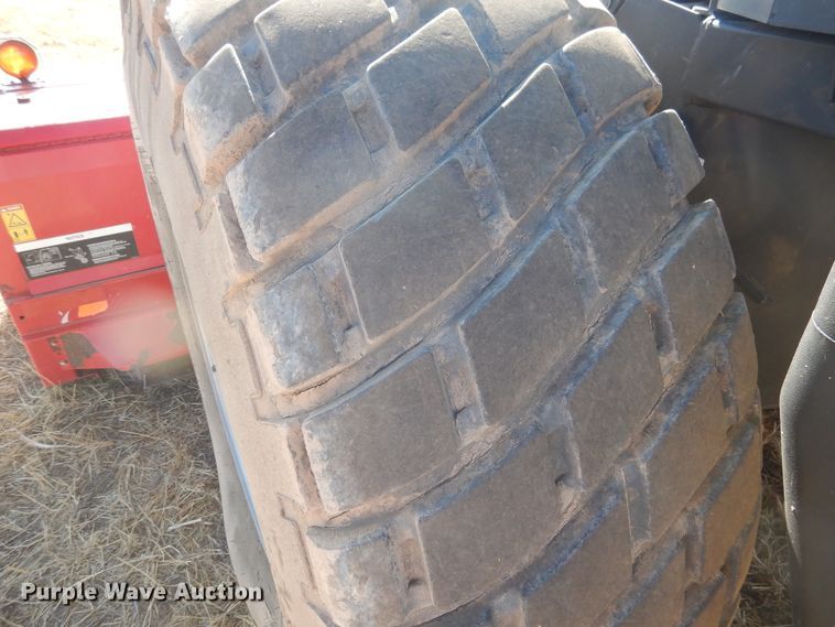 image for item DJ4796 2016 Massey-Ferguson WR9860  windrower