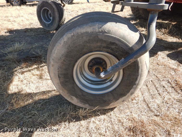 image for item DJ4796 2016 Massey-Ferguson WR9860  windrower