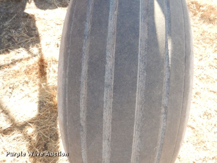 image for item DJ4796 2016 Massey-Ferguson WR9860  windrower