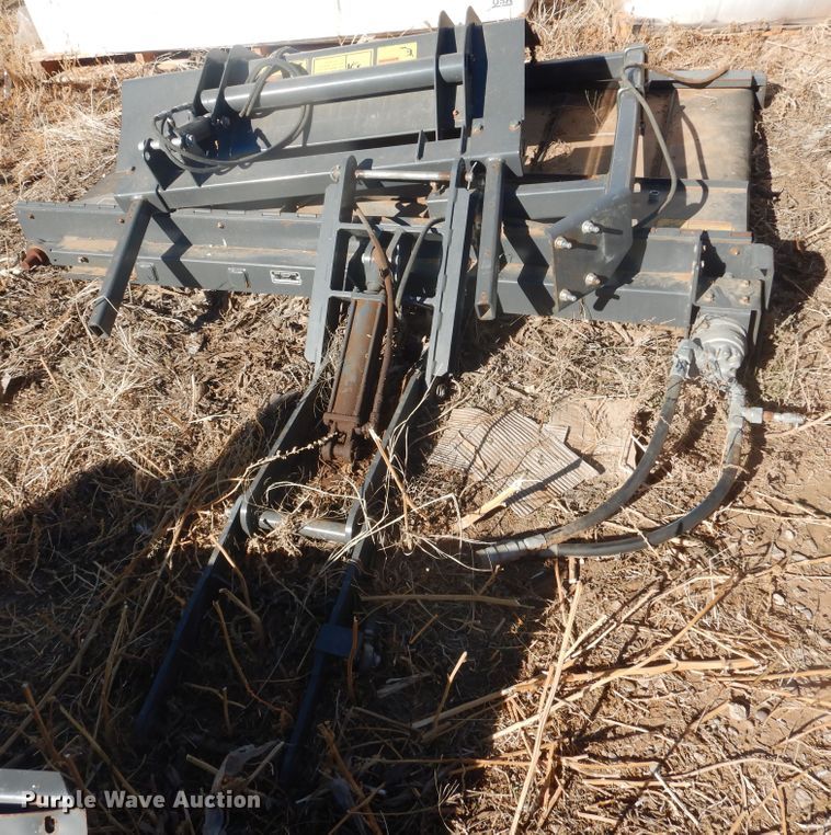 image for item DJ4796 2016 Massey-Ferguson WR9860  windrower