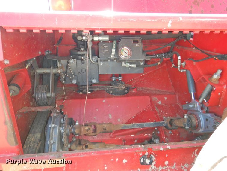 image for item DJ4797 2016 Massey-Ferguson WR9860  windrower