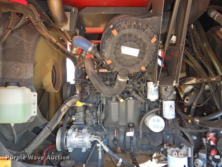 image for item DJ4797 2016 Massey-Ferguson WR9860  windrower