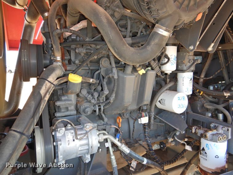 image for item DJ4797 2016 Massey-Ferguson WR9860  windrower