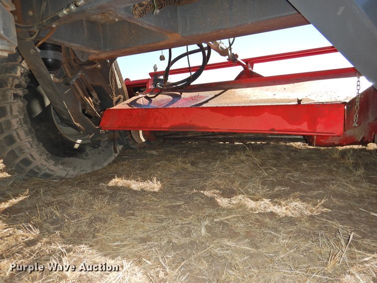 image for item DJ4797 2016 Massey-Ferguson WR9860  windrower