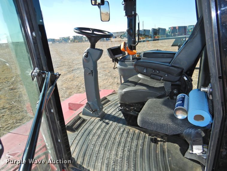 image for item DJ4797 2016 Massey-Ferguson WR9860  windrower