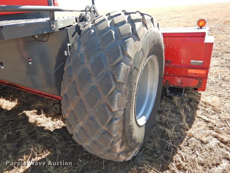 image for item DJ4797 2016 Massey-Ferguson WR9860  windrower