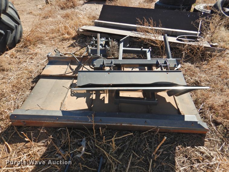 image for item DJ4797 2016 Massey-Ferguson WR9860  windrower