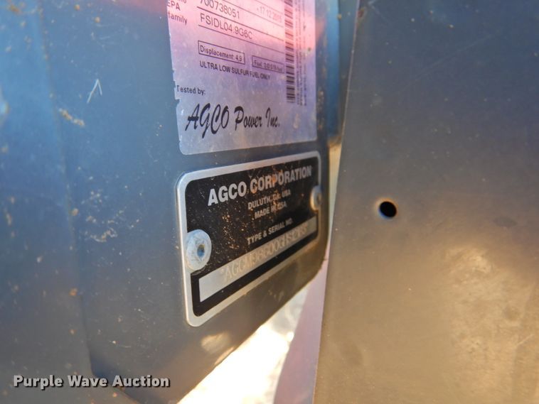 image for item DJ4797 2016 Massey-Ferguson WR9860  windrower