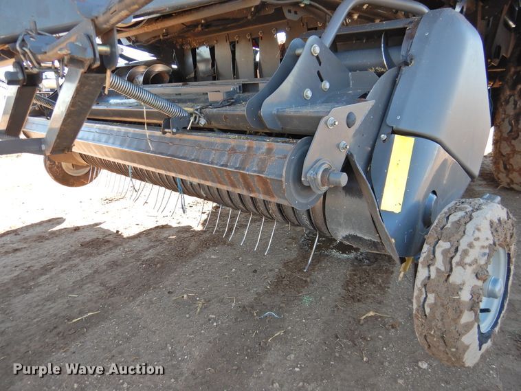 image for item DJ4798 2014 Massey-Ferguson 2290  large square baler