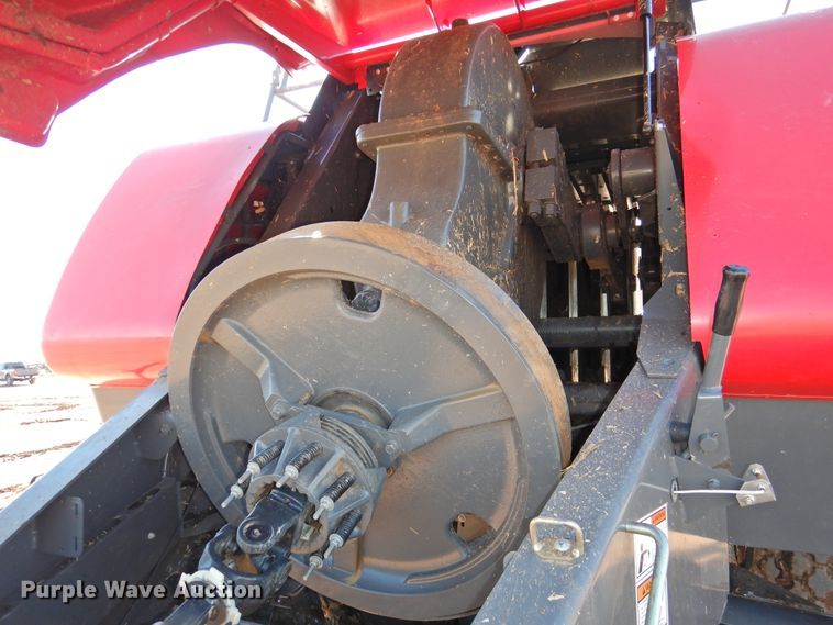 image for item DJ4798 2014 Massey-Ferguson 2290  large square baler