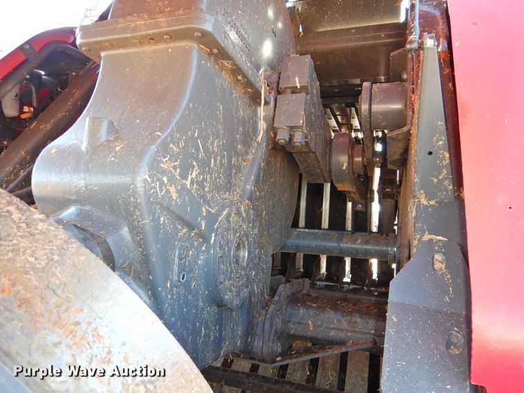 image for item DJ4798 2014 Massey-Ferguson 2290  large square baler