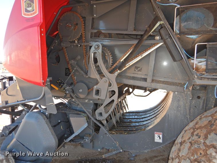 image for item DJ4798 2014 Massey-Ferguson 2290  large square baler