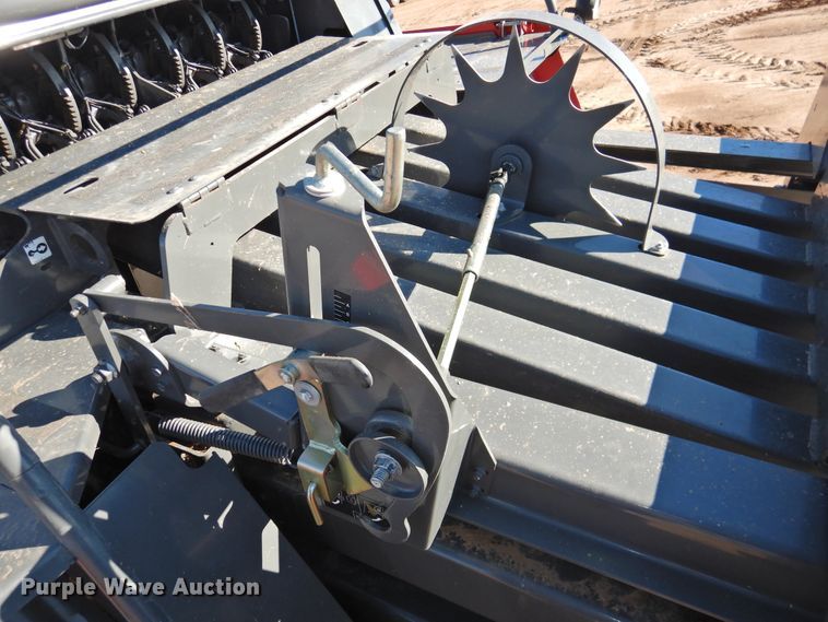 image for item DJ4798 2014 Massey-Ferguson 2290  large square baler