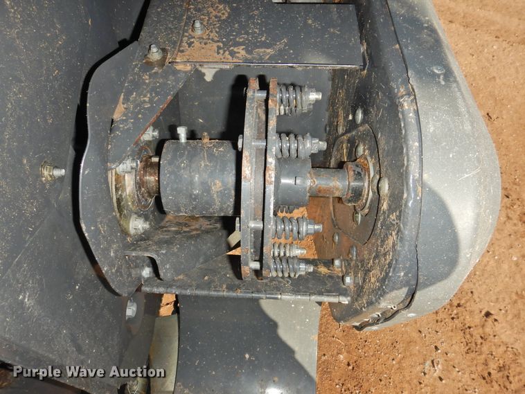 image for item DJ4798 2014 Massey-Ferguson 2290  large square baler