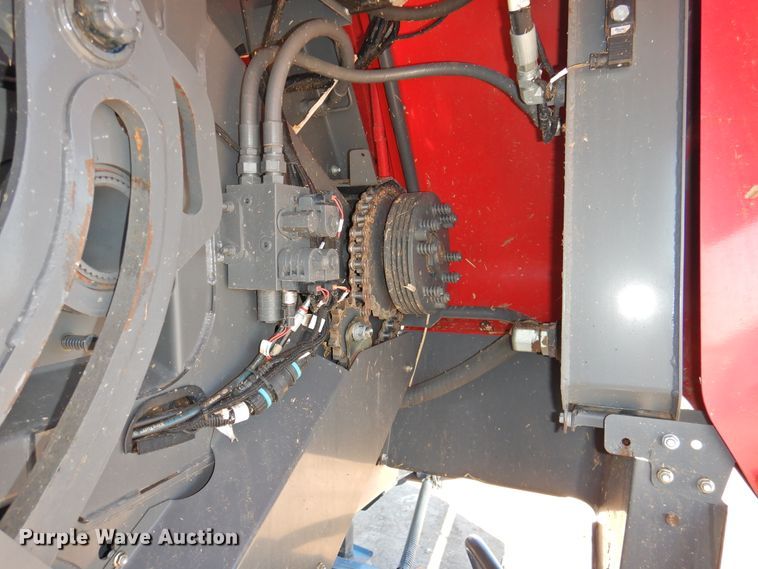 image for item DJ4798 2014 Massey-Ferguson 2290  large square baler