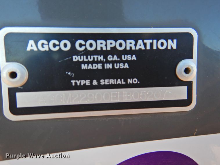 image for item DJ4798 2014 Massey-Ferguson 2290  large square baler