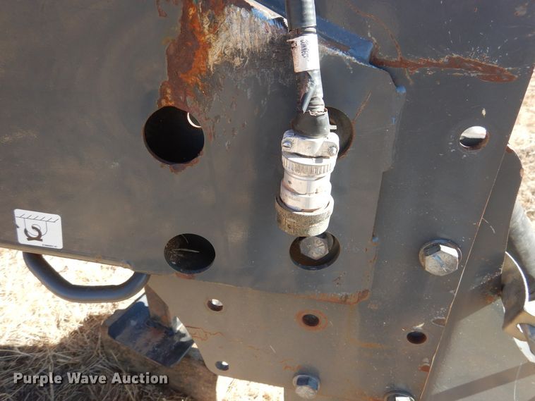 image for item DJ4799 2013 Massey-Ferguson 2170XD  large square baler