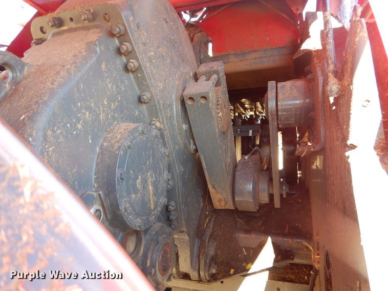 image for item DJ4799 2013 Massey-Ferguson 2170XD  large square baler