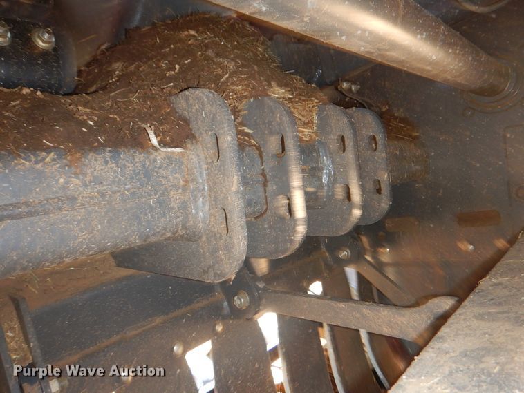 image for item DJ4799 2013 Massey-Ferguson 2170XD  large square baler