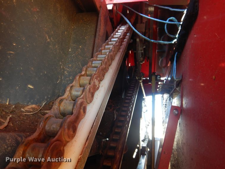 image for item DJ4799 2013 Massey-Ferguson 2170XD  large square baler