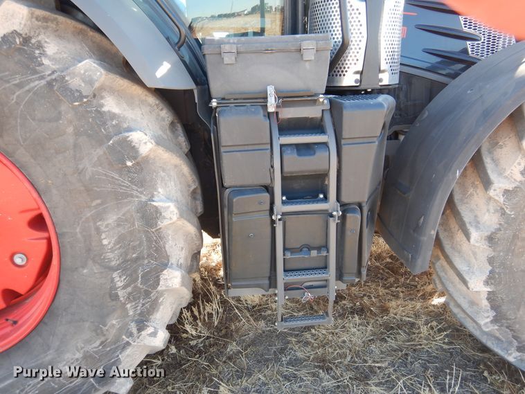 image for item DJ4800 2018 Fendt 933 Vario  MFWD tractor