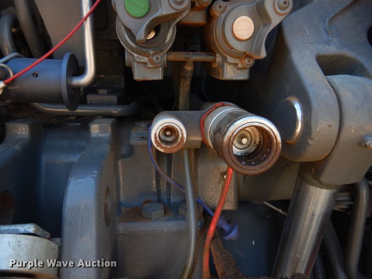 image for item DJ4800 2018 Fendt 933 Vario  MFWD tractor